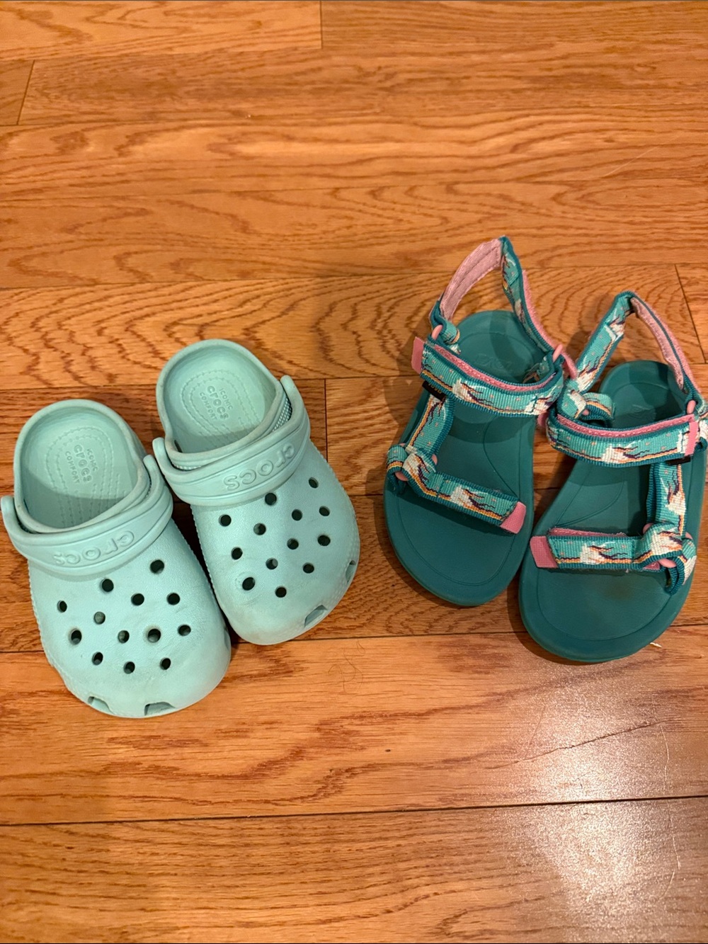 CROCS Kids Aqua Clogs & Teal Patterned Strap Teva Sandals